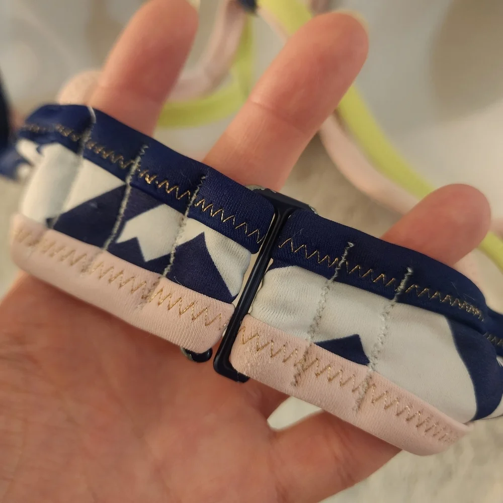 VS Bikini Top- 36DD - Picture 4 of 11